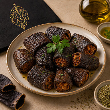 Kuru Patlıcan Dolması